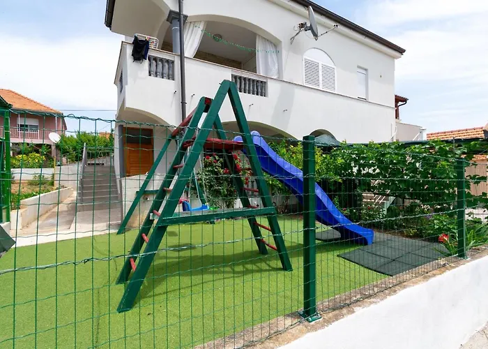With Parking Space Pakostane, Biograd - 19889
